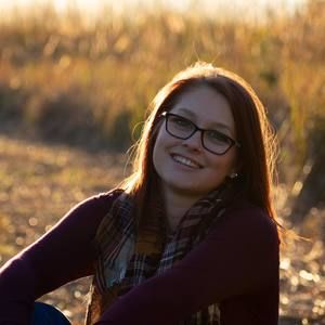 Meet your Posher, Alyssa